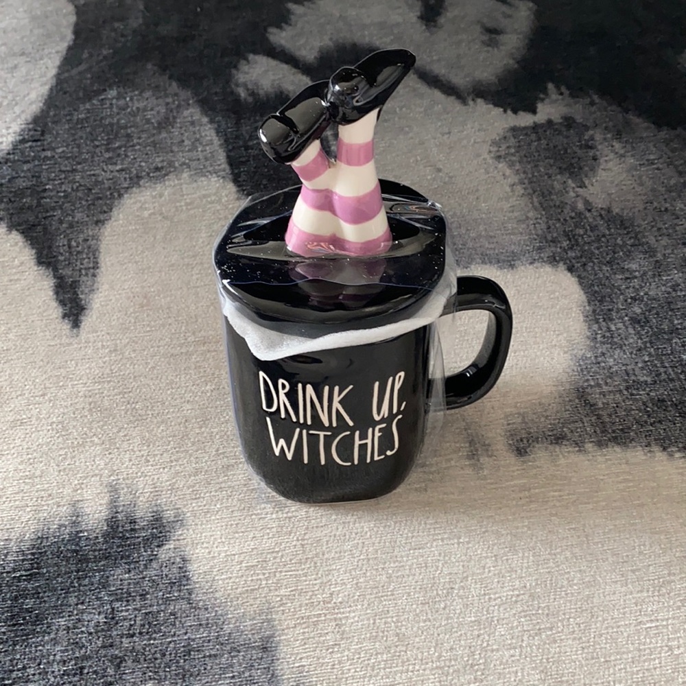 NWT Rae Dunn Mug w/ Lid